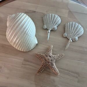 Decorative plaster Seashell, real Starfish, w/two metal seashell towel holders.